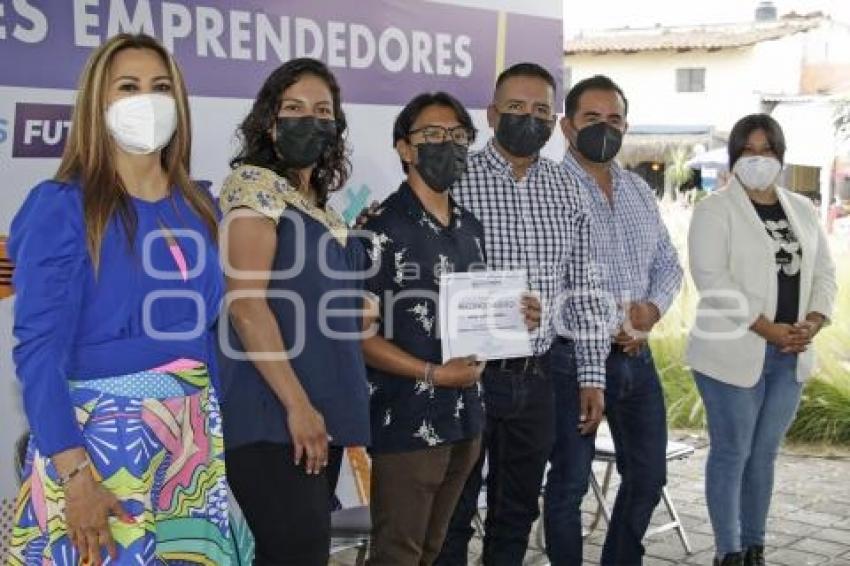 SAN ANDRÉS CHOLULA . EXPO JÓVENES EMPRENDEDORES