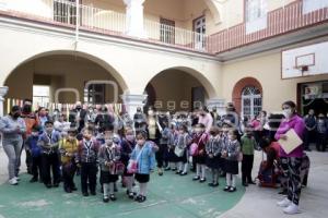 REGRESO A CLASES