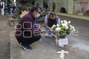 OFRENDA FLORAL . CALLE 5 DE MAYO