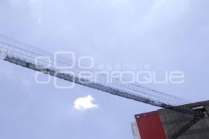 PUENTE DE CRISTAL
