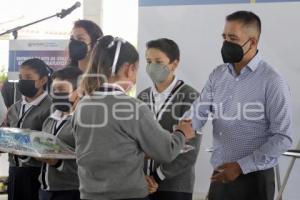 SAN ANDRÉS CHOLULA . ENTREGA ÚTILES ESCOLARES