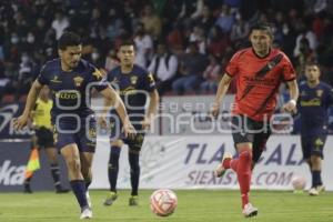 FÚTBOL . COYOTES VS LEONES NEGROS