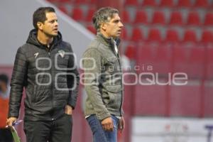 FÚTBOL . COYOTES VS LEONES NEGROS