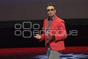 FICÓMICS BUAP . DOBLE TONY STARK