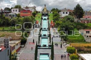 TLAXCALA . ESCALINATAS LOS HÉROES