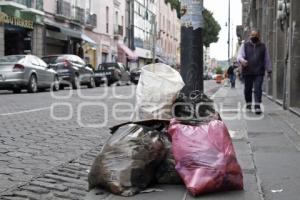 BASURA . CENTRO HISTÓRICO