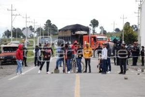 BLOQUEO CARRETERA AMOZOC-ORIZABA