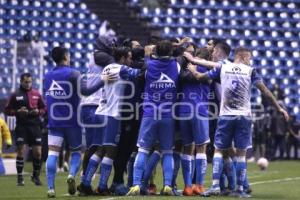 FÚTBOL . CLUB PUEBLA VS PACHUCA