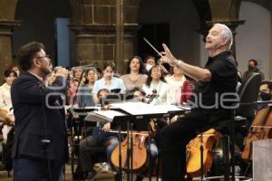 ENSAYO . MÉXICO SUENA A LO GRANDE