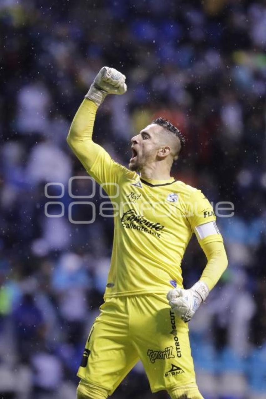 FÚTBOL . CLUB PUEBLA VS PACHUCA