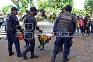 TEHUACÁN . HOMENAJE POLICÍA