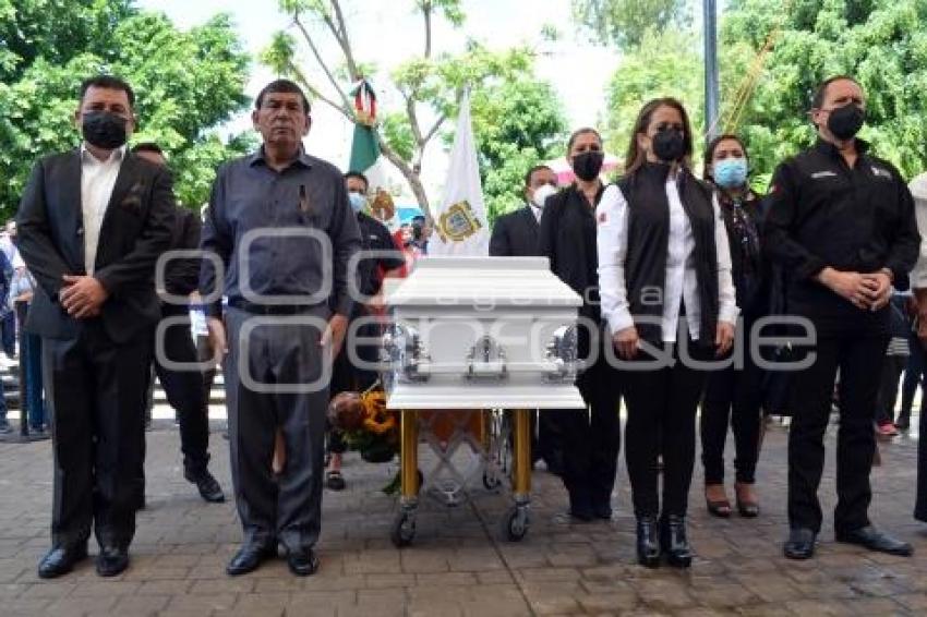 TEHUACÁN . HOMENAJE POLICÍA