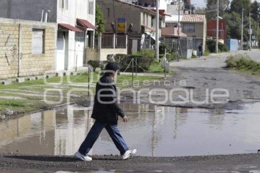 LLUVIAS . BACHES