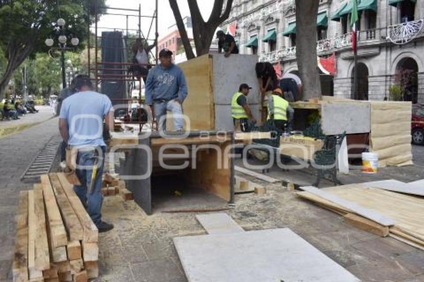 ZÓCALO .  ESCENARIO 15 DE SEPTIEMBRE