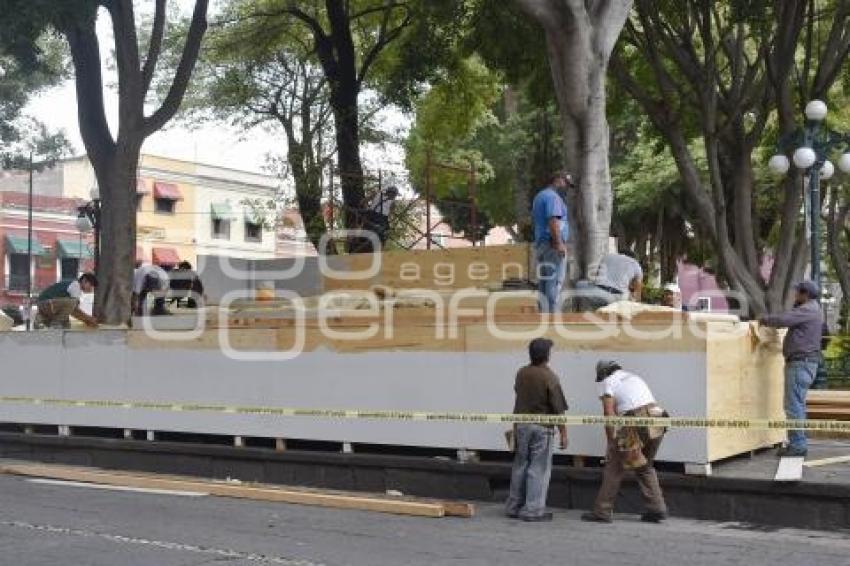 ZÓCALO .  ESCENARIO 15 DE SEPTIEMBRE