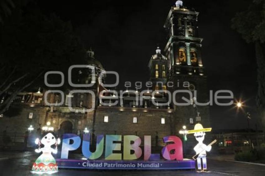 AYUNTAMIENTO . ILUMINACIÓN PATRIA