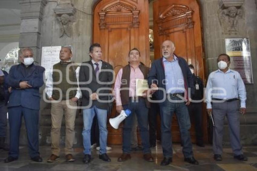 MANIFESTACIÓN . FRENTE NACIONAL DE IZQUIERDA SOCIAL