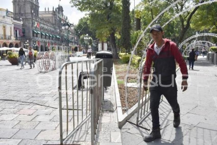 ZÓCALO . PREPARATIVOS 15 DE SEPTIEMBRE