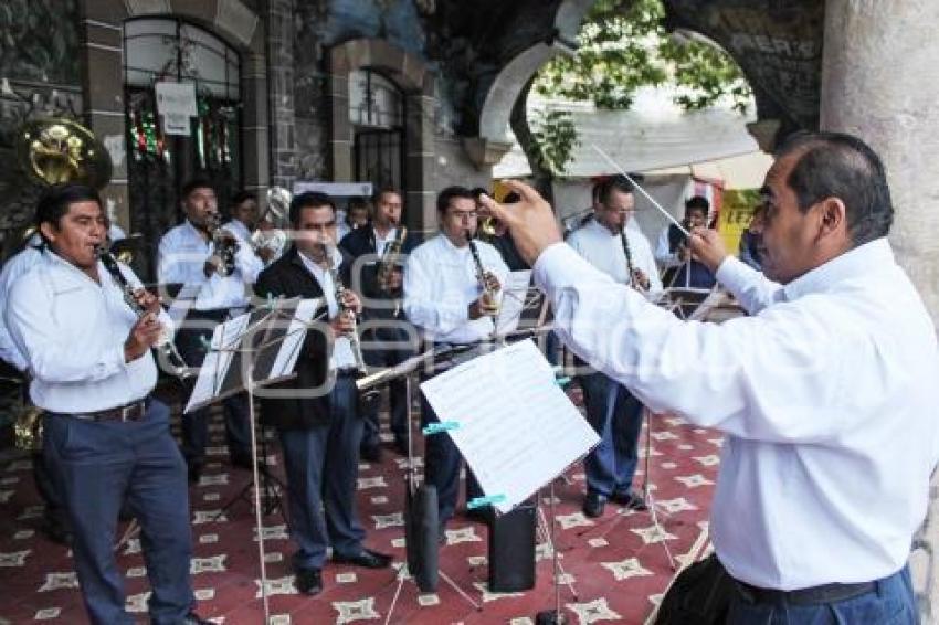 TEHUACÁN . CEREMONIA CÍVICA