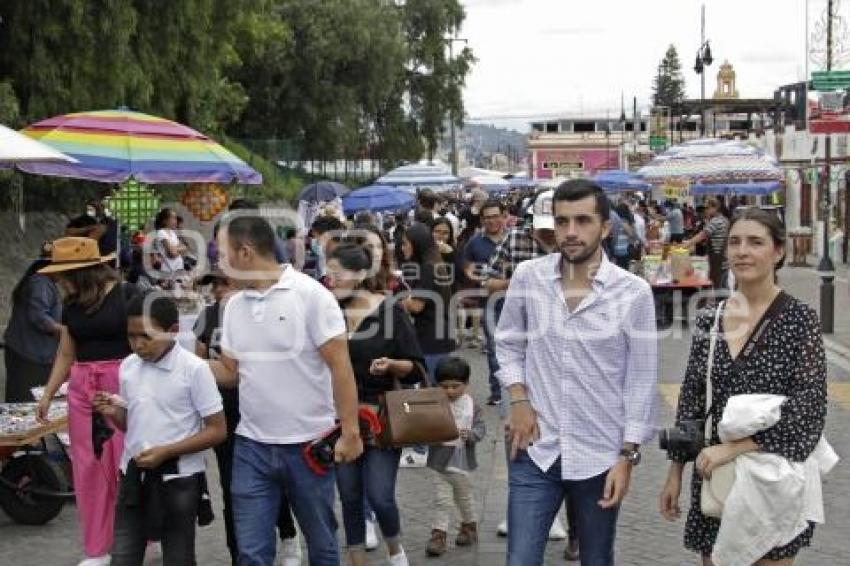 SAN ANDRÉS CHOLULA .  TURISTAS