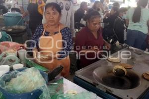 IZÚCAR DE MATAMOROS . FERIA DEL POZOLE