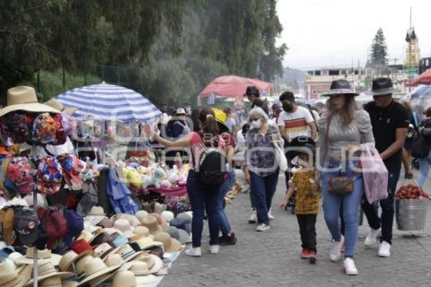 SAN ANDRÉS CHOLULA .  TURISTAS