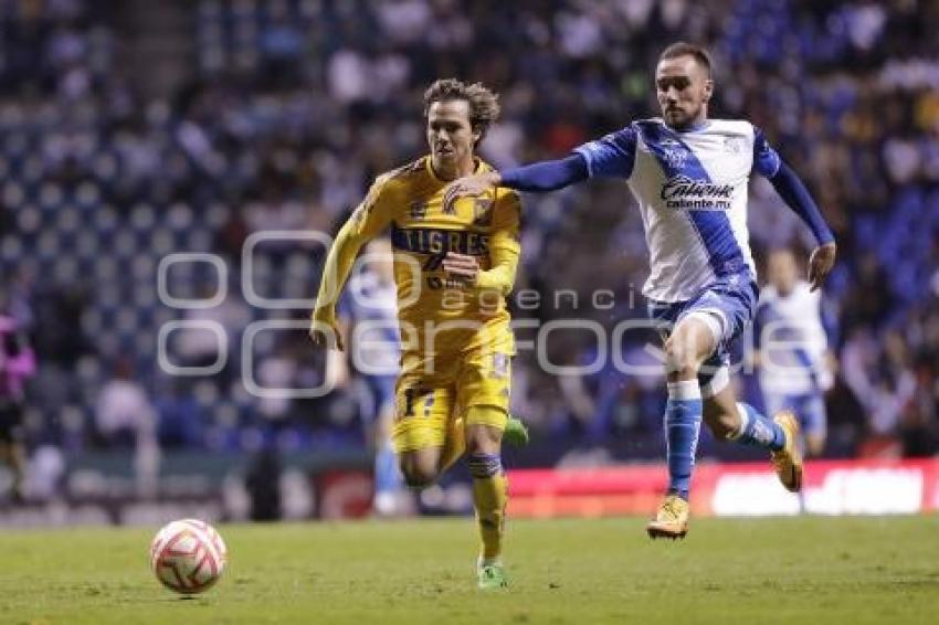 FÚTBOL . CLUB PUEBLA VS TIGRES