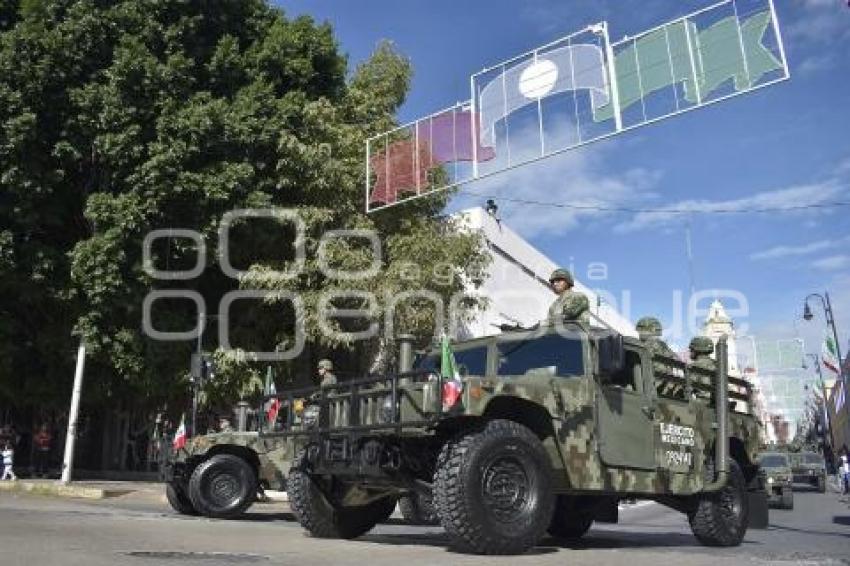 DESFILE MILITAR INDEPENDENCIA