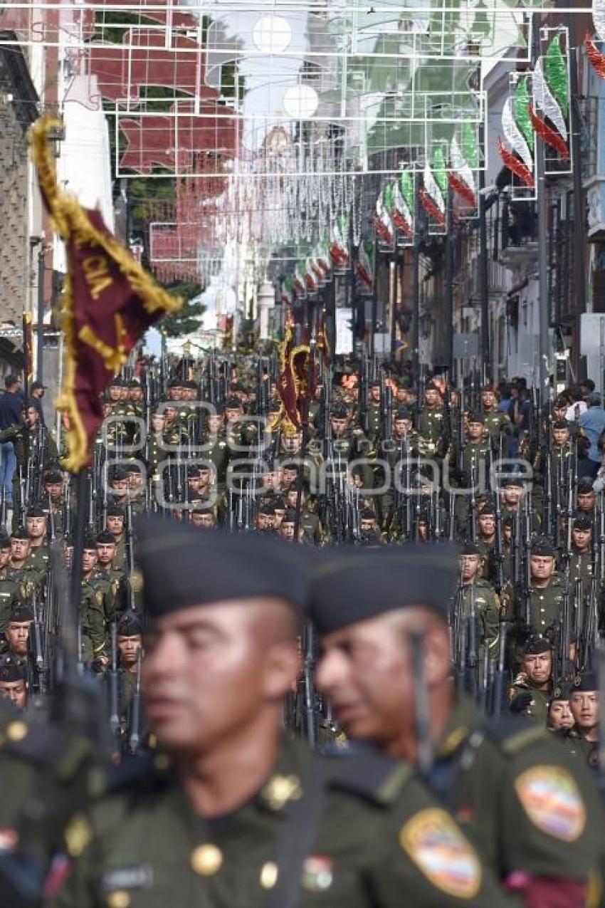 DESFILE MILITAR INDEPENDENCIA