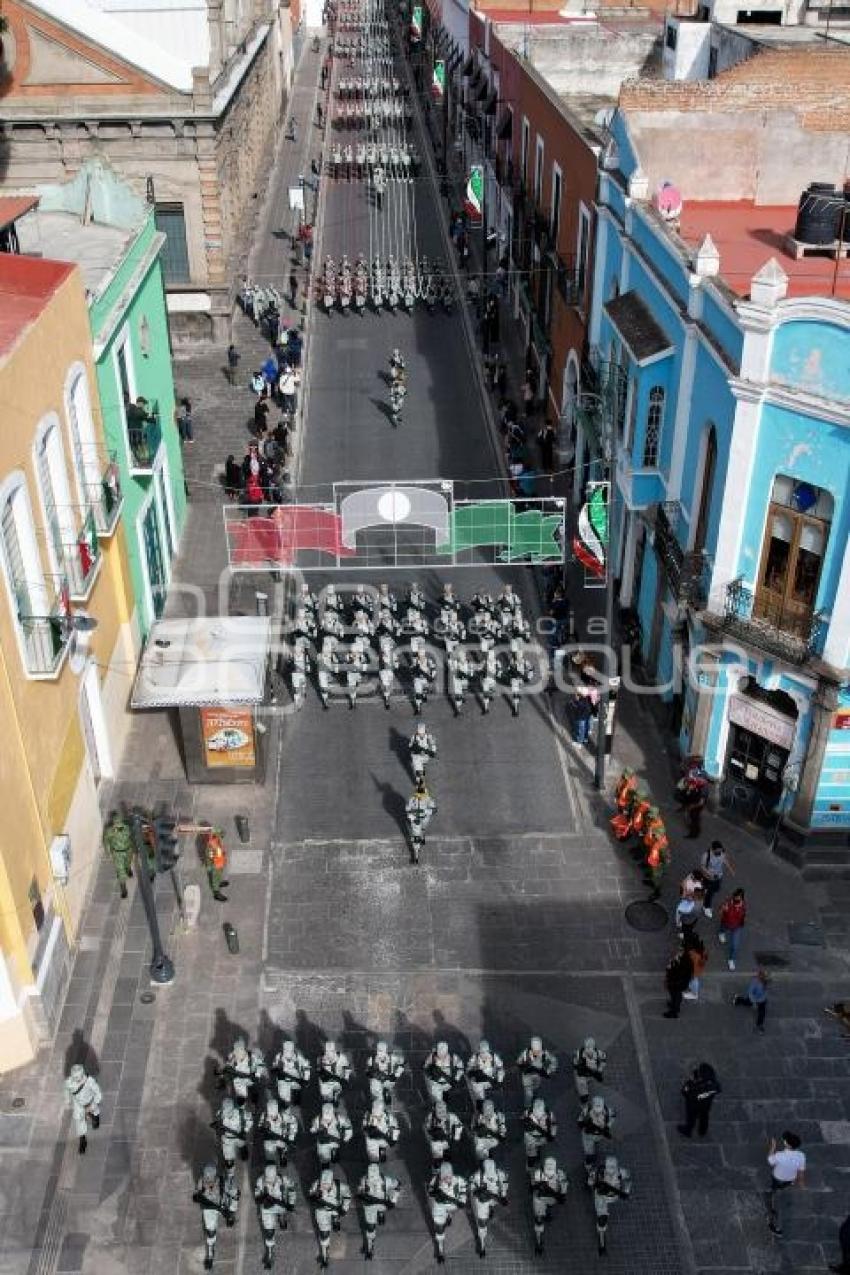 DESFILE MILITAR INDEPENDENCIA