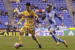 FÚTBOL . CLUB PUEBLA VS TIGRES