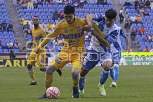 FÚTBOL . CLUB PUEBLA VS TIGRES