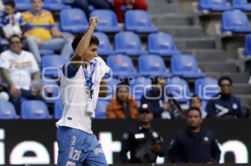 FÚTBOL . CLUB PUEBLA VS TIGRES