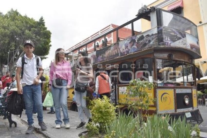 TURISMO . ZÓCALO