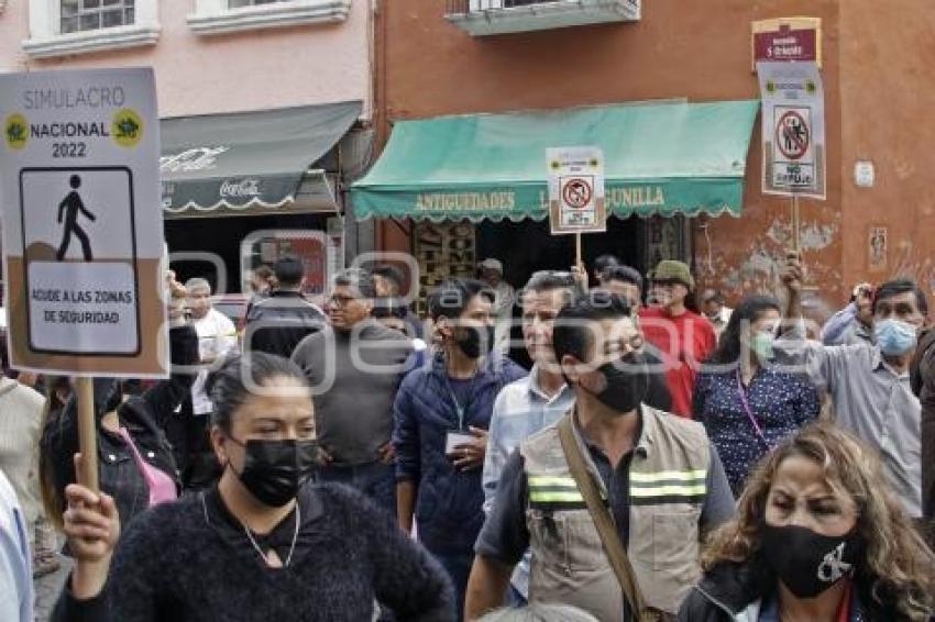 LOS SAPOS . SIMULACRO