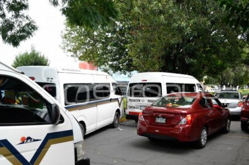 TLAXCALA . CHOQUE TRANSPORTE PÚBLICO