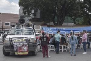 CASA AGUAYO . MANIFESTACIÓN 28 DE OCTUBRE