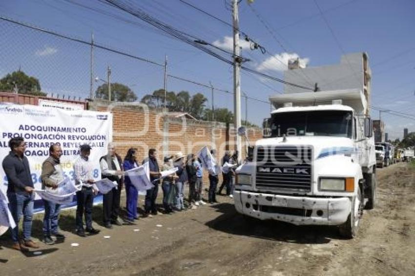 SAN ANDRÉS CHOLULA . ADOQUINAMIENTO