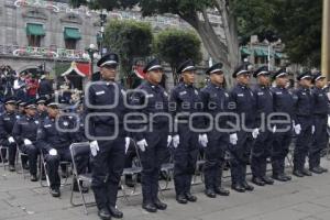 AYUNTAMIENTO . GRADUACIÓN POLICÍAS