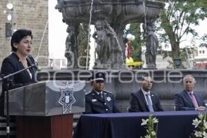 AYUNTAMIENTO . GRADUACIÓN POLICÍAS