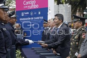 AYUNTAMIENTO . GRADUACIÓN POLICÍAS