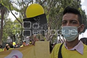 MANIFESTACIÓN . MOVIMIENTO HELP