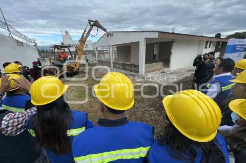 SAN ANDRÉS CHOLULA . PRIMERA PIEDRA SUB COMISARÍA