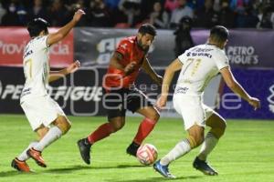 FÚTBOL . COYOTES VS PUMAS TABASCO