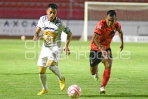 FÚTBOL . COYOTES VS PUMAS TABASCO