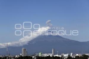 POPOCATÉPETL . FUMAROLA