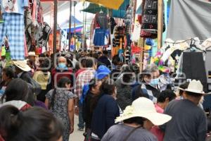 TLAXCALA . TIANGUIS TEXTIL 