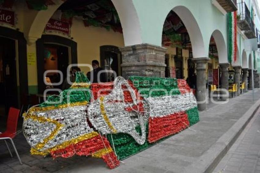 TLAXCALA . RETIRO ADORNOS PATRIOS