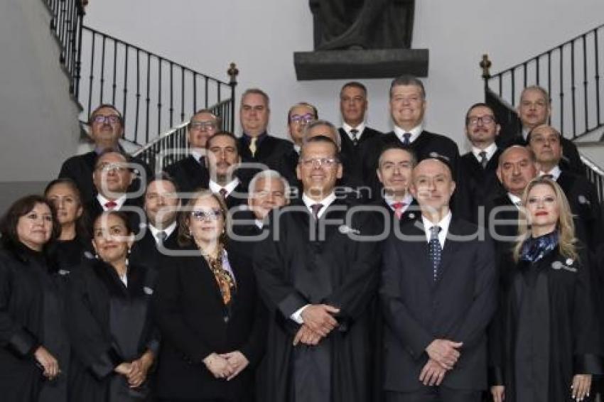 TRIBUNAL DE JUSTICIA . MAGISTRADOS