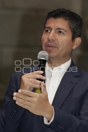 EDUARDO RIVERA PÉREZ